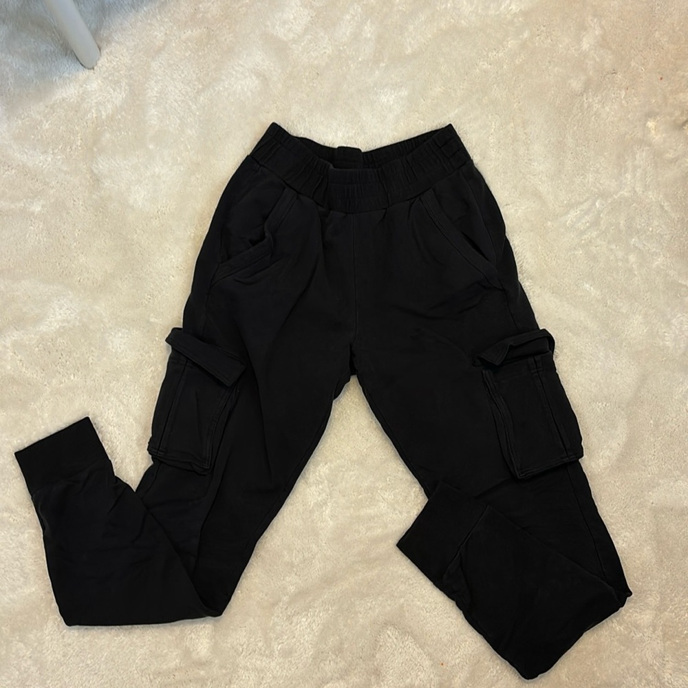ALO yoga jogger